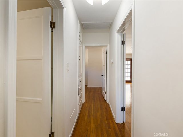 7024 Alverstone, Los Angeles, CA 90045