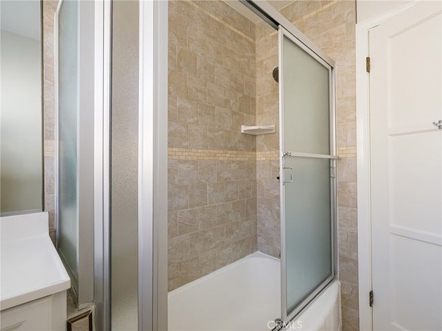 7024 Alverstone, Los Angeles, CA 90045