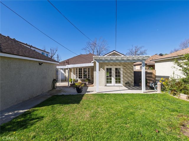 7024 Alverstone, Los Angeles, CA 90045