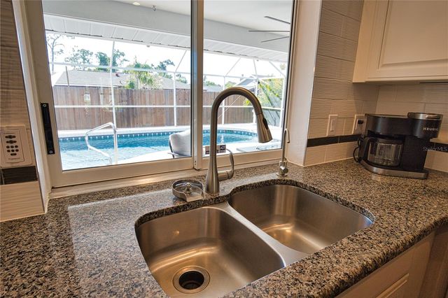 815 ACADIA ROAD, Venice, FL 34293