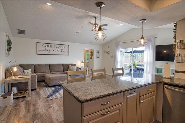 815 ACADIA ROAD, Venice, FL 34293