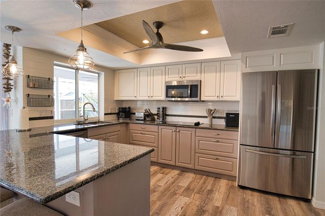 815 ACADIA ROAD, Venice, FL 34293