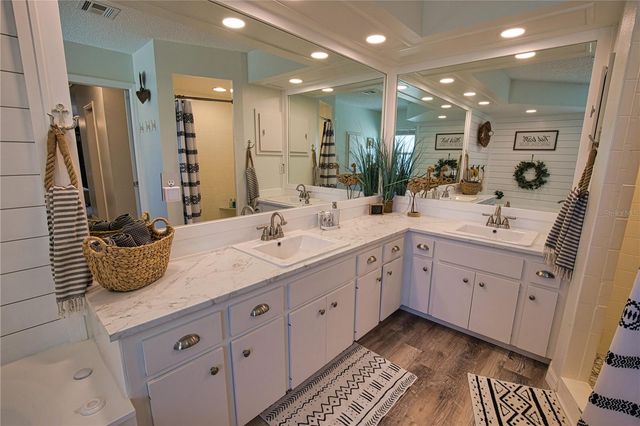 815 ACADIA ROAD, Venice, FL 34293