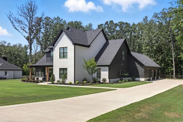 2009 Sunstone Drive, Alexander, AR 72002