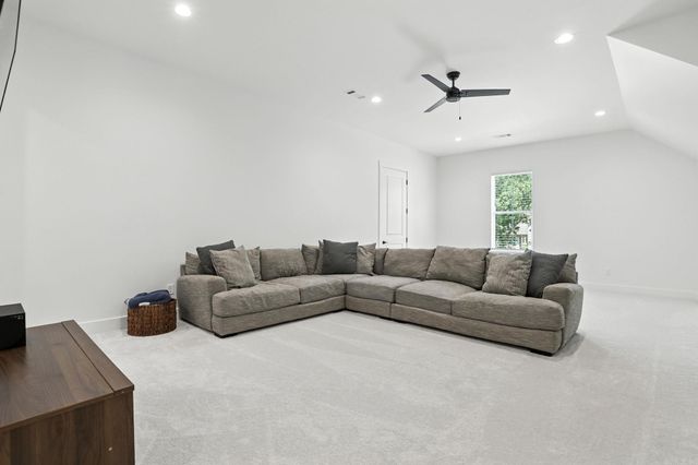 2009 Sunstone Drive, Alexander, AR 72002