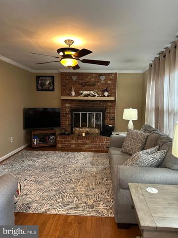 5502 LARCH ST, Fredericksburg, VA 22407