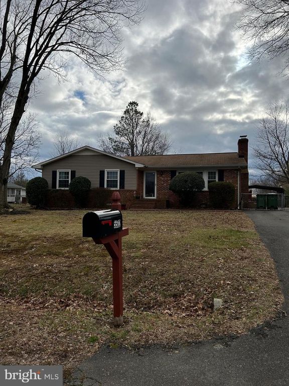 5502 LARCH ST, Fredericksburg, VA 22407