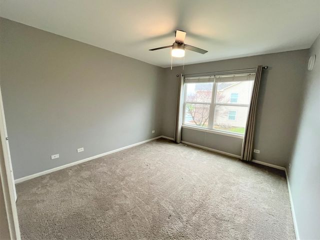 852 Beech Drive, Elgin, IL 60120