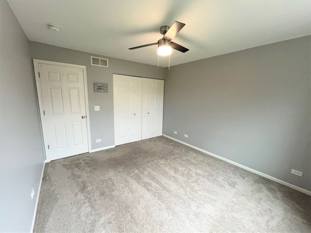 852 Beech Drive, Elgin, IL 60120