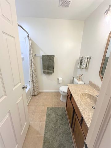 852 Beech Drive, Elgin, IL 60120