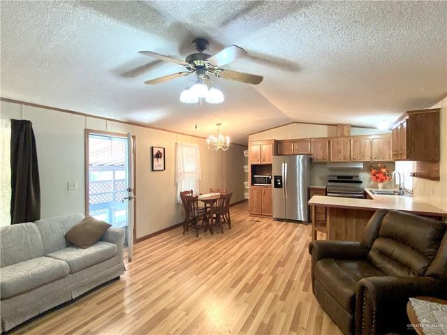 3000 Spur Drive J9, Mission, TX 78574