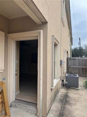 201 S 1st Avenue, Edinburg, TX 78539