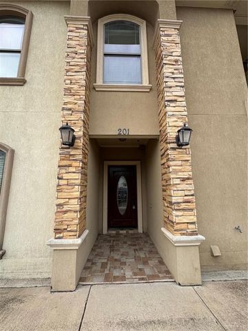 201 S 1st Avenue, Edinburg, TX 78539