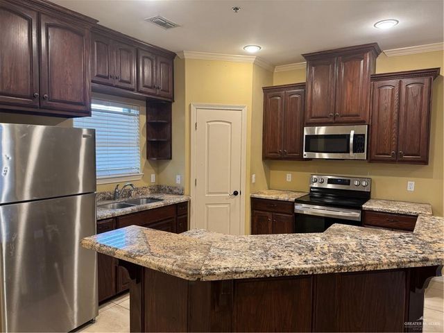 201 S 1st Avenue, Edinburg, TX 78539