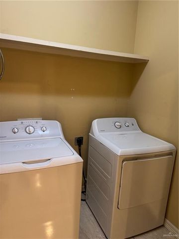 201 S 1st Avenue, Edinburg, TX 78539