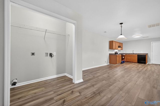 124 Dormont Drive, Huntsville, AL 35810