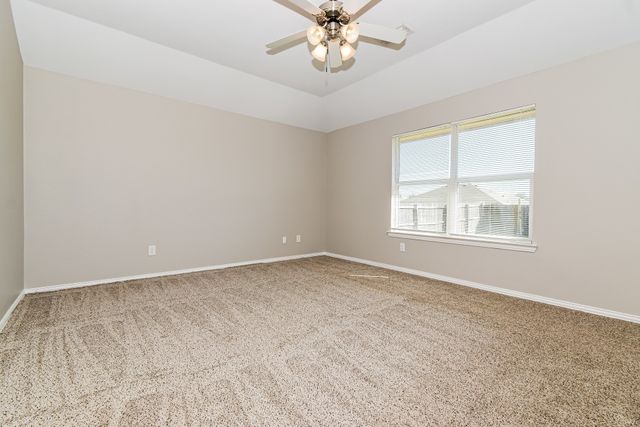 1818 Willowbrook Drive, Terrell, TX 75160