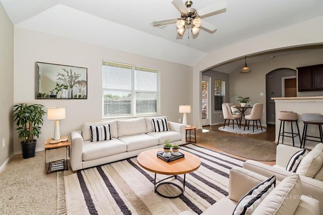 1818 Willowbrook Drive, Terrell, TX 75160