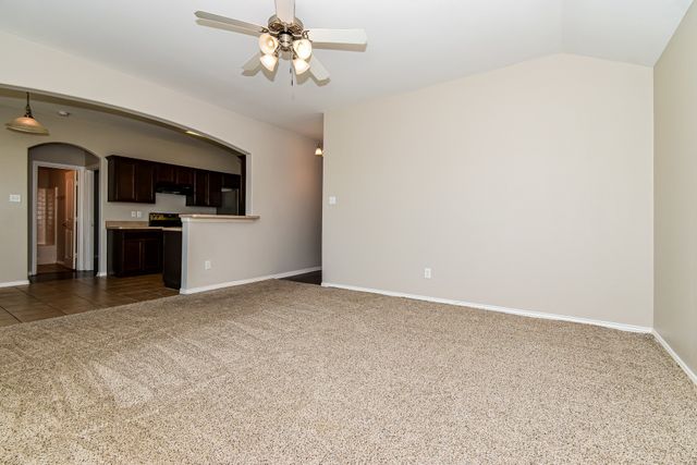 1818 Willowbrook Drive, Terrell, TX 75160