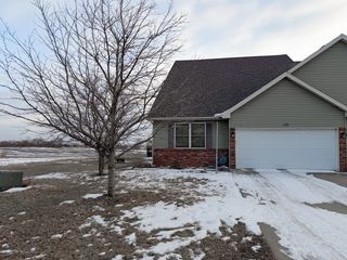 315 Burcham Drive, Leroy, IL 61752