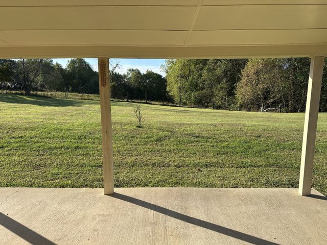 552 Pea Ridge Rd, Chestnut Mound, TN 38552