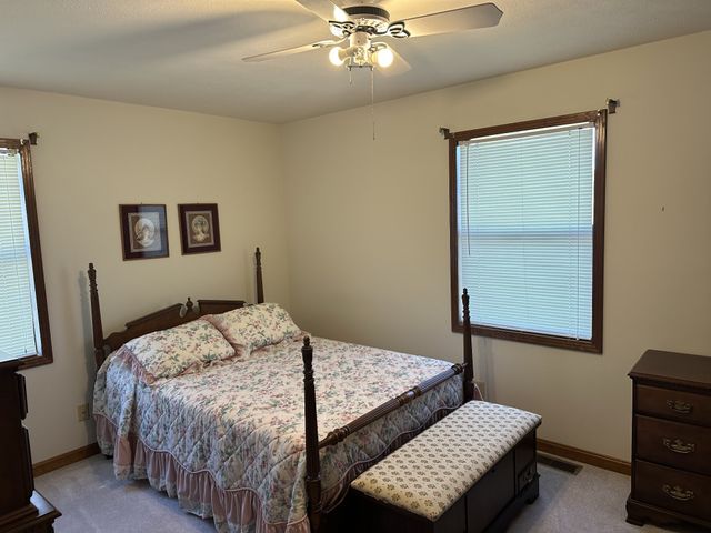 552 Pea Ridge Rd, Chestnut Mound, TN 38552