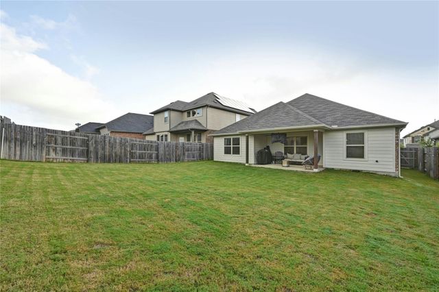 757 Cherrystone LOOP, Buda, TX 78610