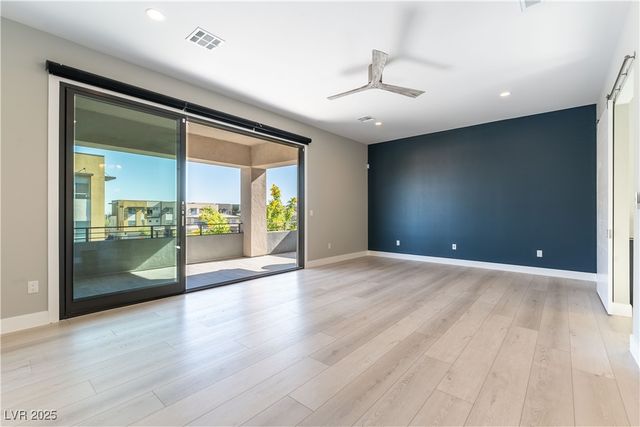 20 Garden Rain Drive, Las Vegas, NV 89135