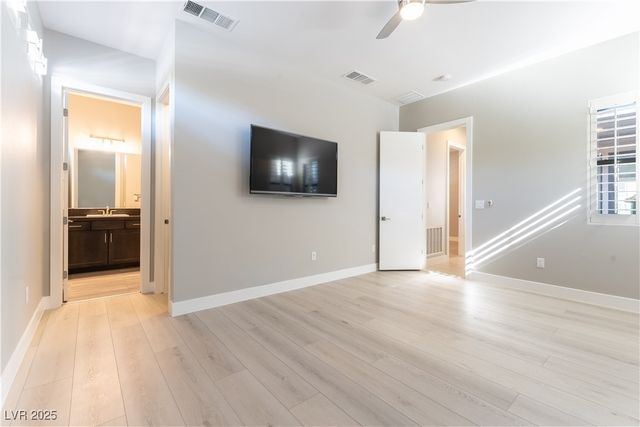 20 Garden Rain Drive, Las Vegas, NV 89135