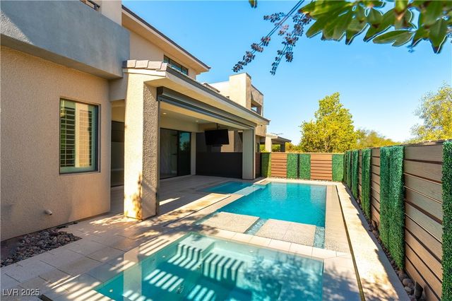 20 Garden Rain Drive, Las Vegas, NV 89135