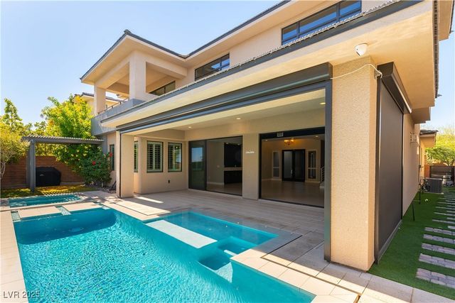 20 Garden Rain Drive, Las Vegas, NV 89135