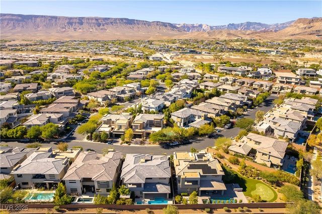 20 Garden Rain Drive, Las Vegas, NV 89135