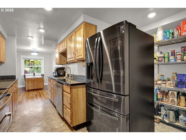 88234 RICHMOND St, Eugene, OR 97402