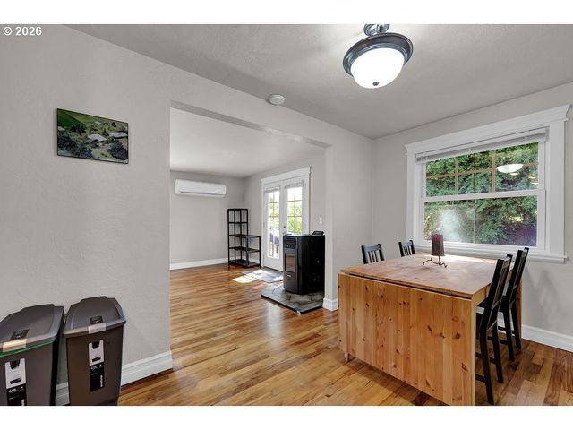 88234 RICHMOND St, Eugene, OR 97402