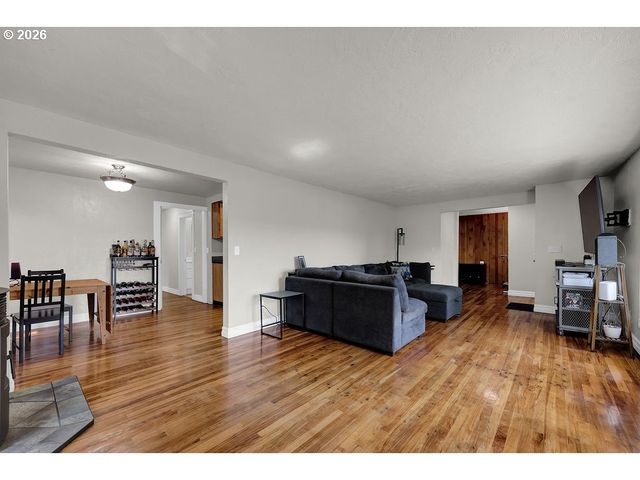 88234 RICHMOND St, Eugene, OR 97402