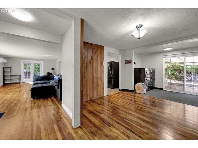 88234 RICHMOND St, Eugene, OR 97402
