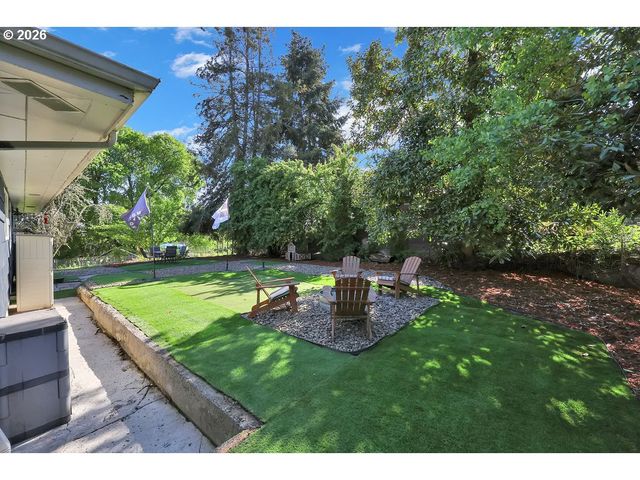 88234 RICHMOND St, Eugene, OR 97402
