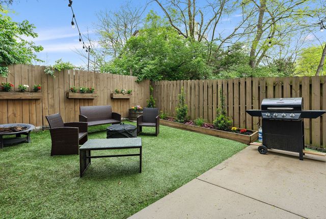 414B Saint Francis Ave, Nashville, TN 37205