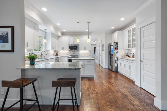 414B Saint Francis Ave, Nashville, TN 37205