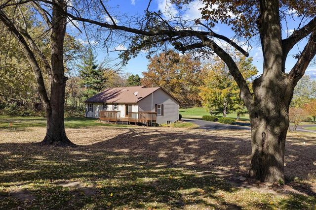 E7173 Eagle Ridge Court, Reedsburg, WI 53959