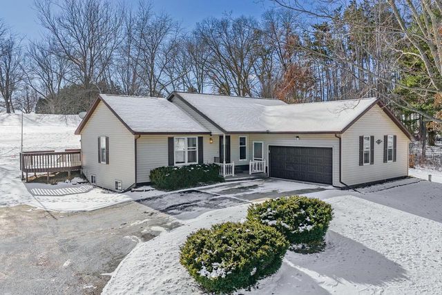 E7173 Eagle Ridge Court, Reedsburg, WI 53959