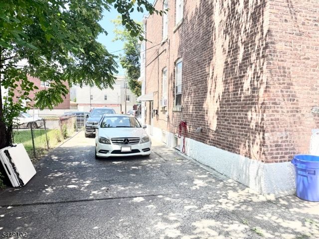 37 Krueger Pl, Passaic City, NJ 07055