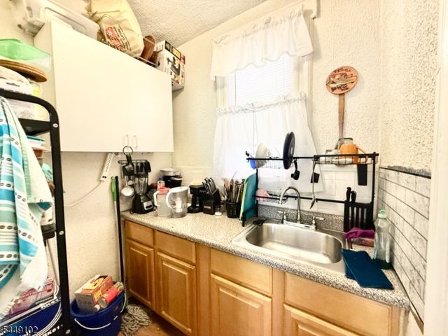 37 Krueger Pl, Passaic City, NJ 07055