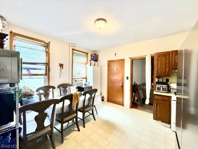 37 Krueger Pl, Passaic City, NJ 07055