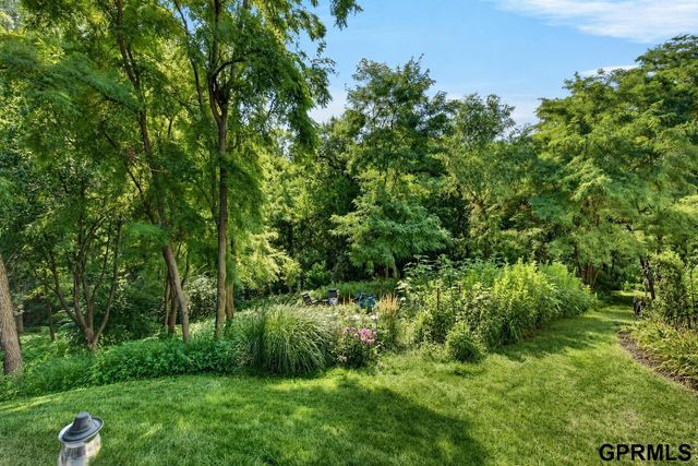 13481 Ogden Plaza Circle, Omaha, NE 68164
