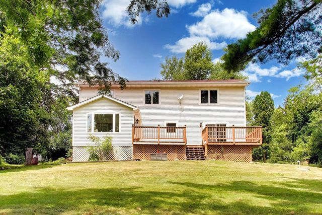 N3201 Highland DRIVE, Lake Geneva, WI 53147