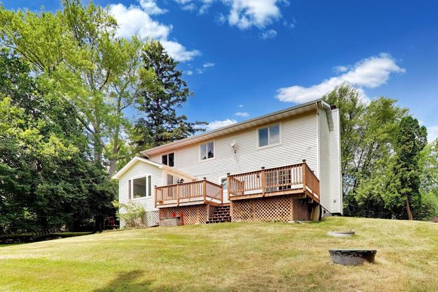 N3201 Highland DRIVE, Lake Geneva, WI 53147
