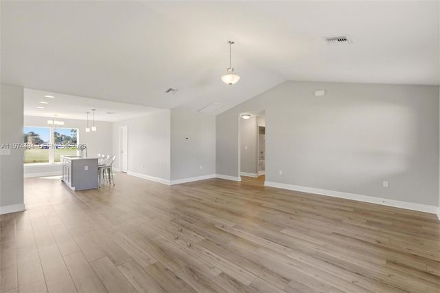 6823 Dickinson Drive, Sebring, FL 33872