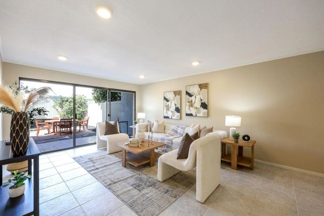 8338 Regents 1S, San Diego, CA 92122