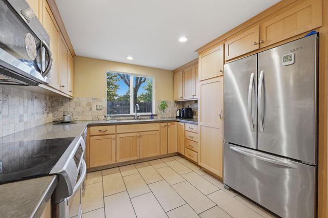 3403 Rockford Ct, Rocklin, CA 95765